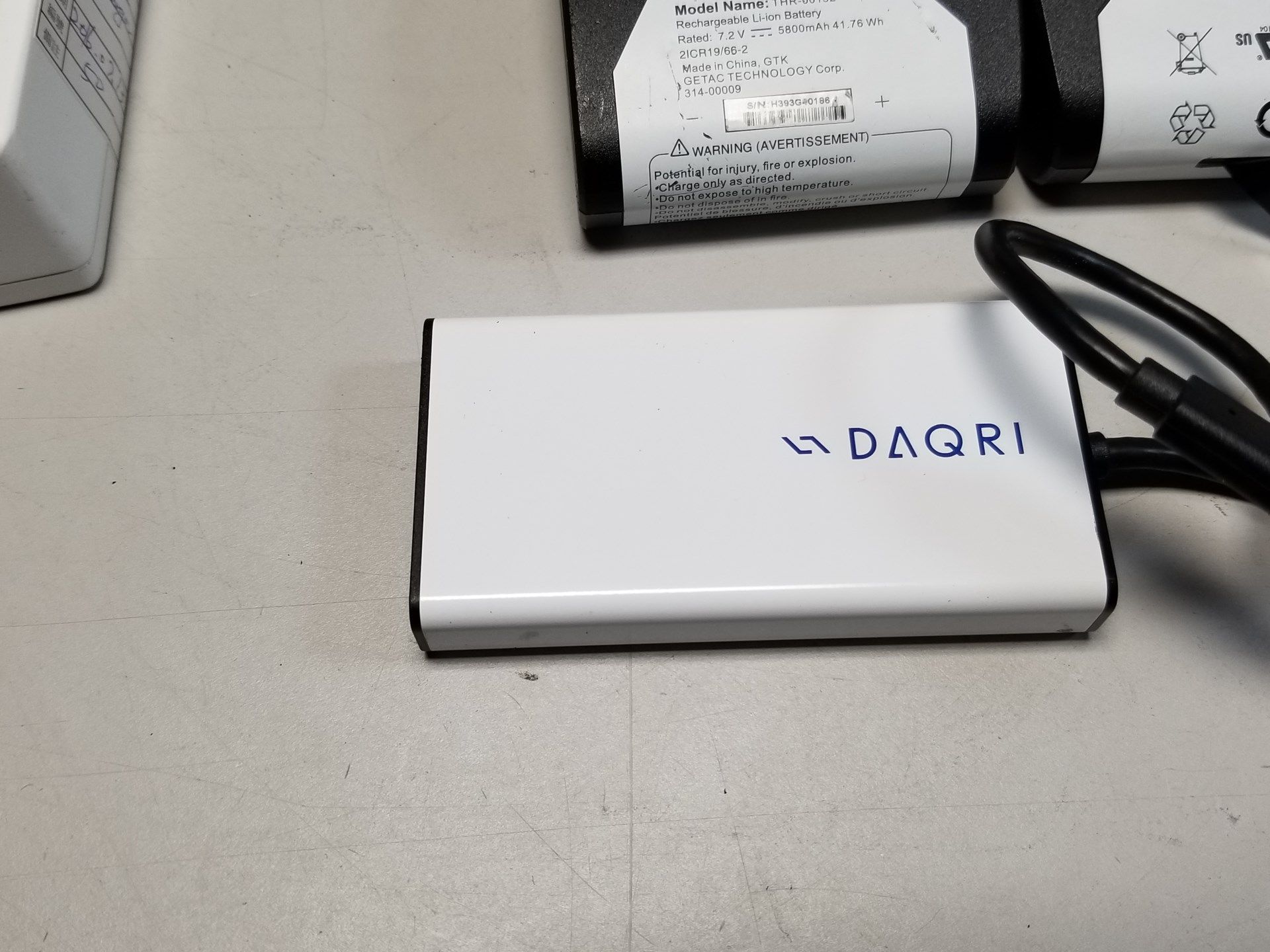 DAQRI DEVELOPER EDITION AUGMENTED REALITY SMART HEADSET/HELMET - Image 31 of 32