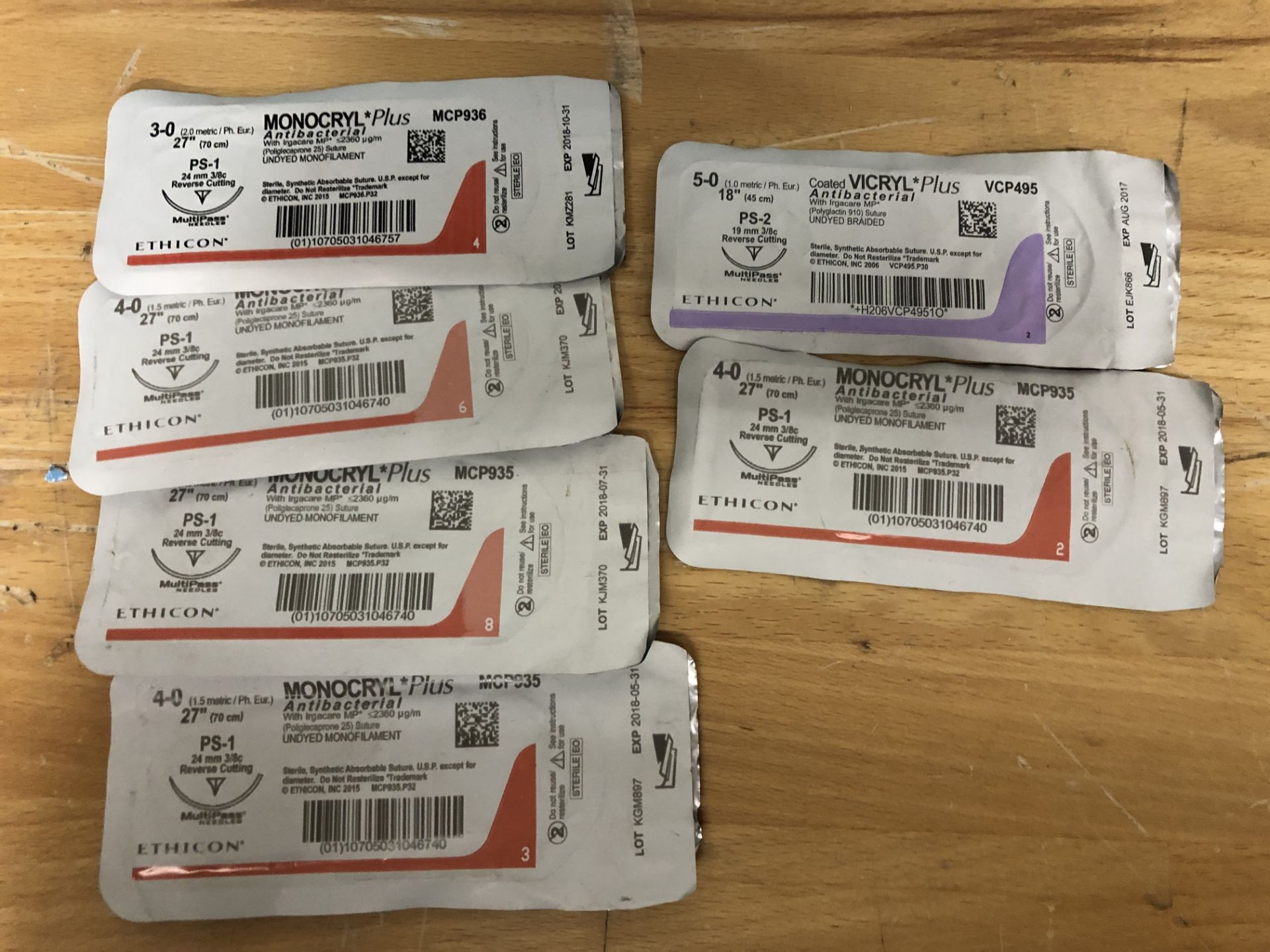 LOT OF ETHICON MEDICAL SUTURES