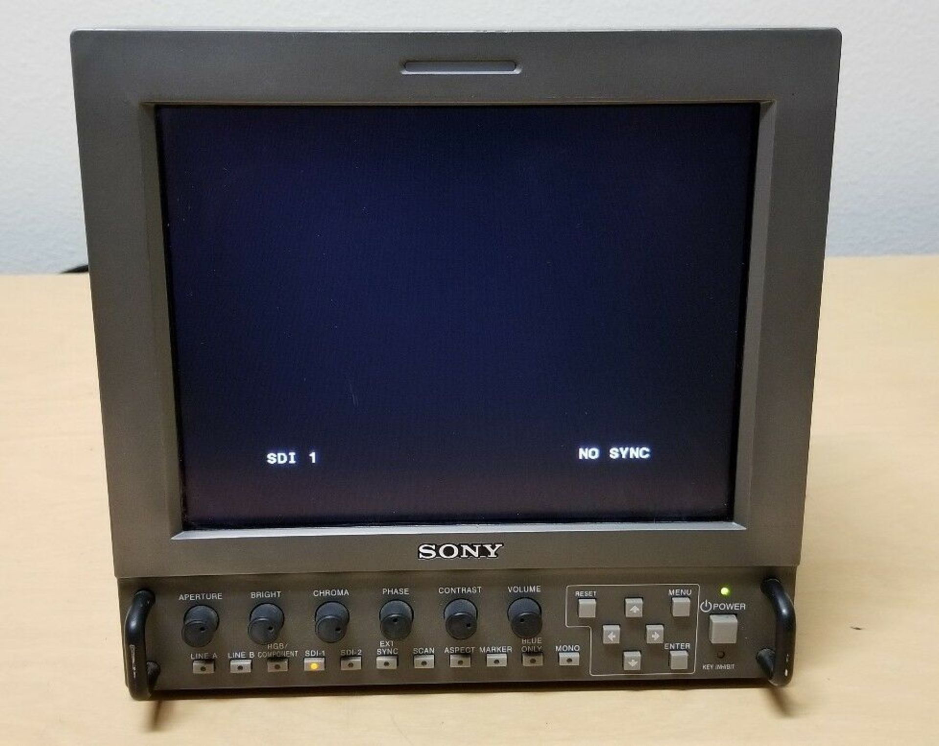 Sony Professional Portable LCD Monitor - Image 2 of 6