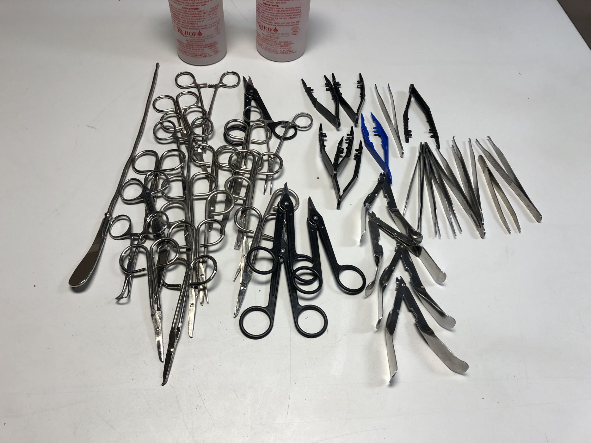 LOT OF MEDICAL/SURGICAL TOOLS