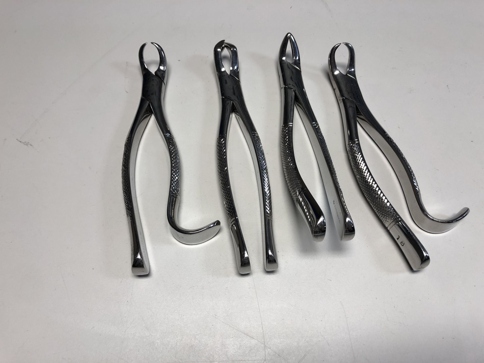 LOT OF PATTERSON DENTAL EXTRACTION FORCEPS/PLIERS TOOLS