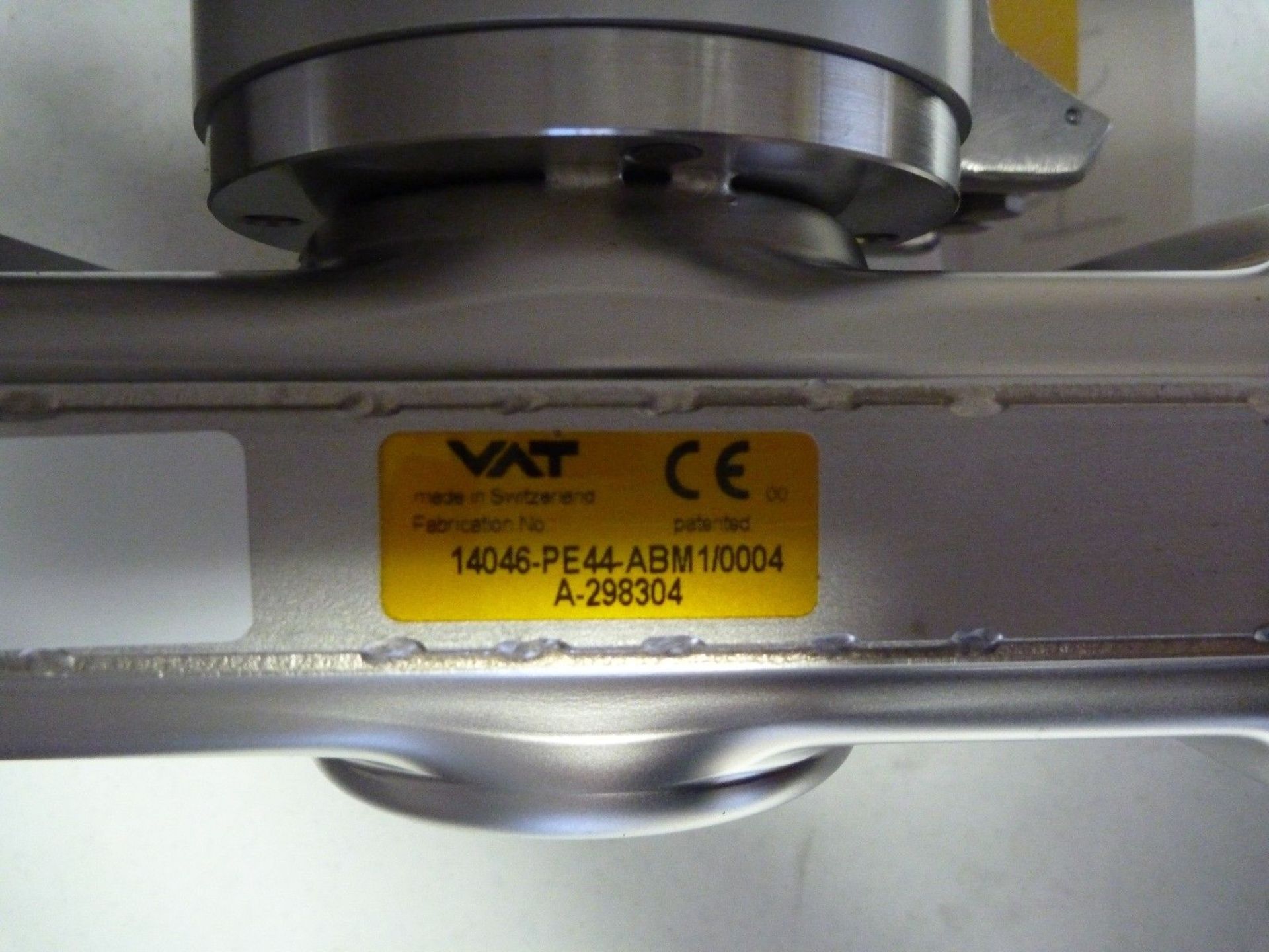 Unused VAT 8" High Vacuum Gate Valve - Image 2 of 2