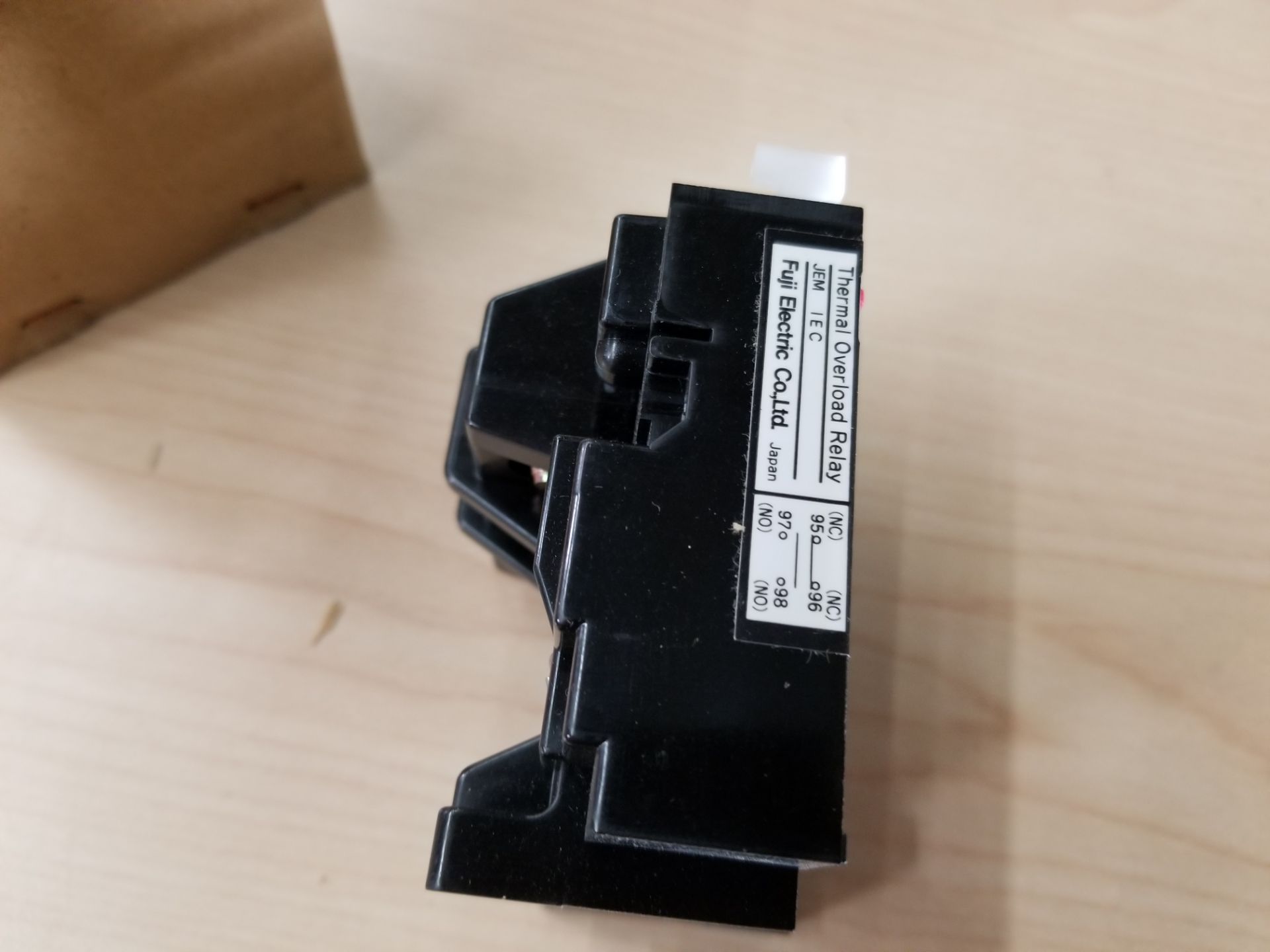 NEW FUJI 2NK2H Y OVERLOAD RELAY - Bild 3 aus 3