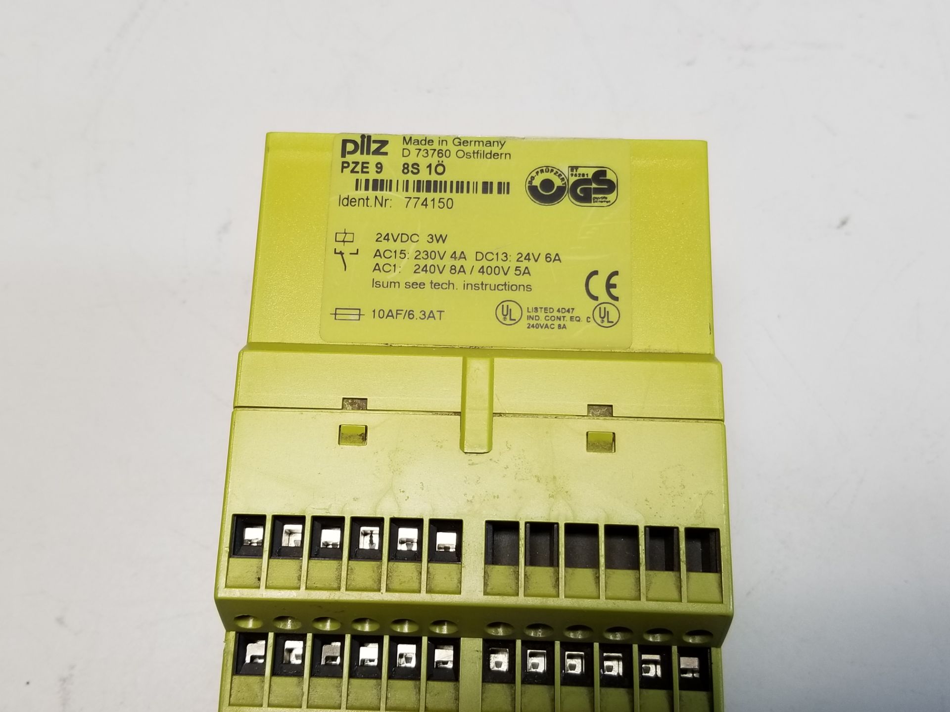 PILZ SAFETY RELAY - Image 2 of 2