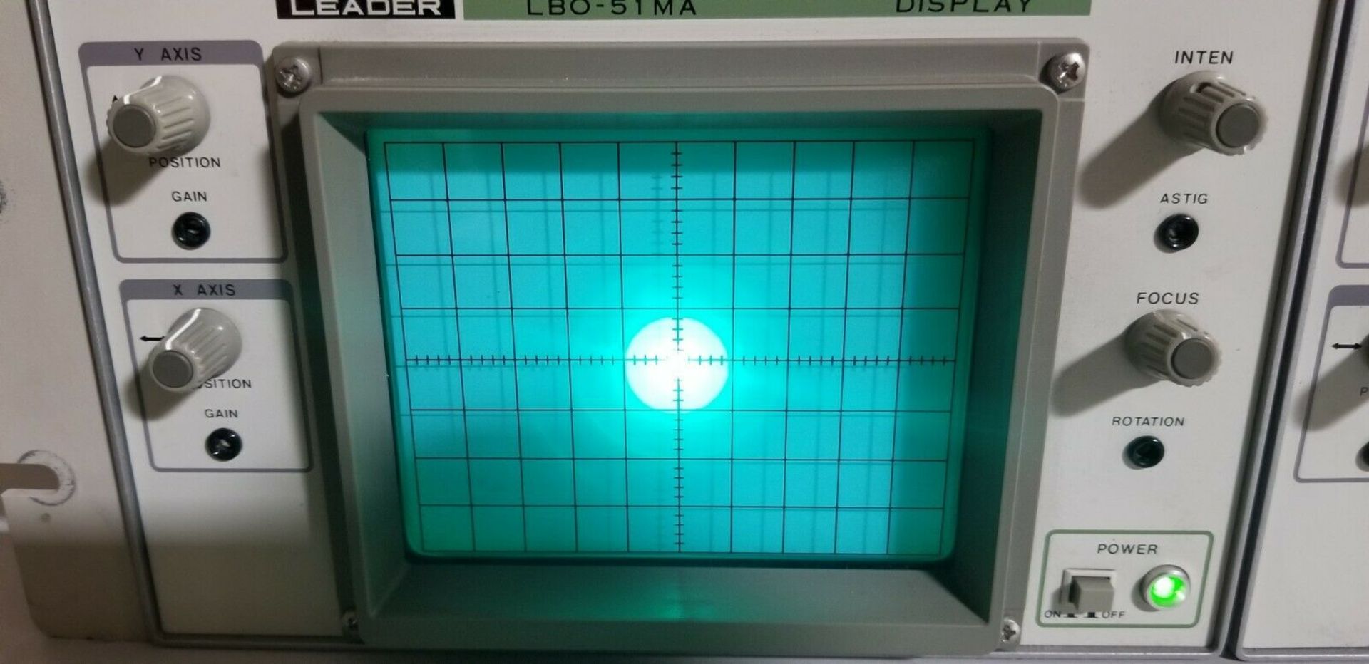 DUAL LEADER RACKMOUNT CRT X-Y DISPLAY/OSCILLOSCOPE - Image 5 of 7