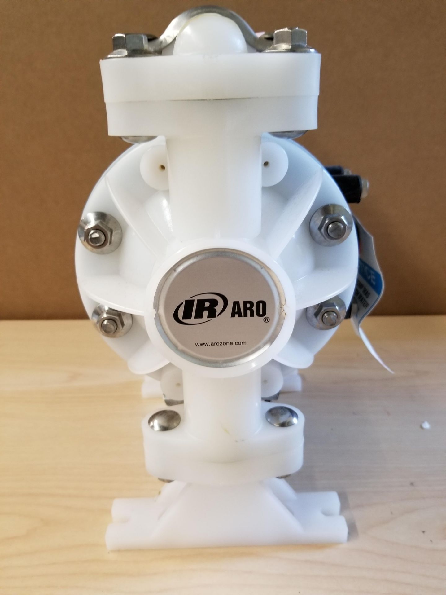 New Ingersoll Rand ARO Non-Metalic HiPurity PTFE Diaphragm Pump 1/2" - Image 4 of 12