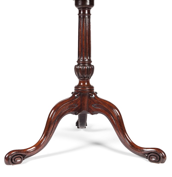 A George III carved mahogany octagonal tripod table attributed to Thomas Chippendale - Image 4 of 4