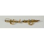 Two 9ct gold horseshoe tie pins, 2.6g.