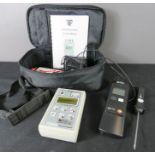 RTD 7000 Calibrator, together with the original Technical Manual, a Testo 720, and other items.