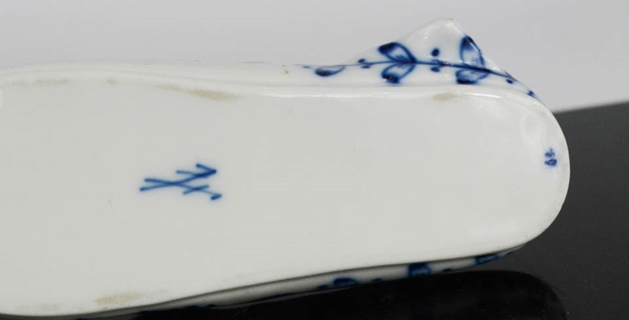 A Meissen blue and white pottery shoe, blue crossed sword marks and no. 62 to the base, 16cm long. - Image 2 of 2