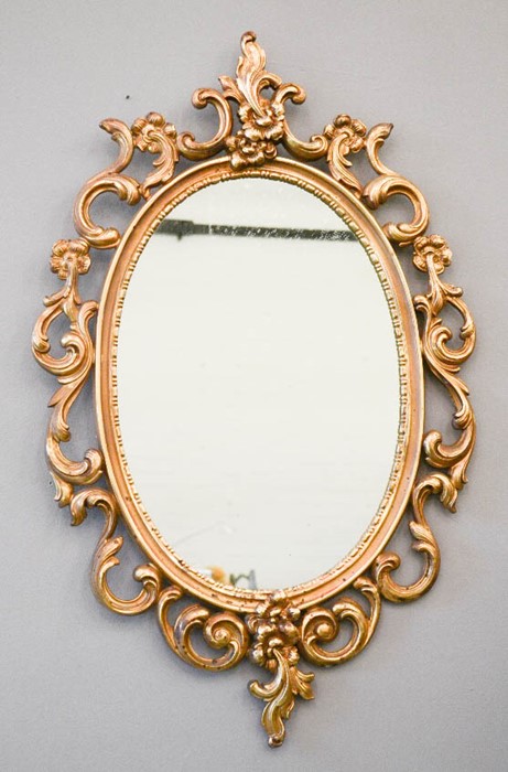 A Regency style wall mirror, 77cm high.