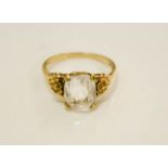 A 9ct gold Edwardian ring, with oval crystal, size O, 2.6g.