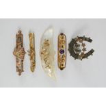 A group of five sweetheart brooches, including horse shoe,