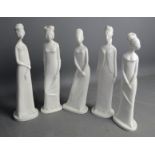 Five porcelain Spode figures.