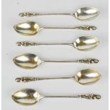 A set of six silver apostle spoons, 2.75toz.