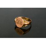 A 9ct gold signet ring, engraved with initials, size W, 5.2g.