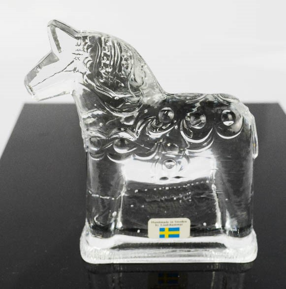 A Swedish Dalecarlia crystal horse, made by Lindshammar, boxed.