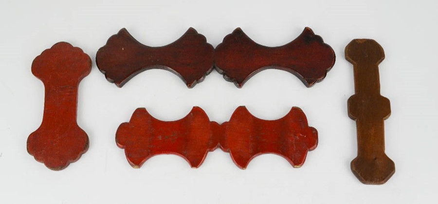 A group of 19th century treen painted winders. [Featured in Chinese Silks & Sewing Tools, pp78-79] - Image 2 of 2