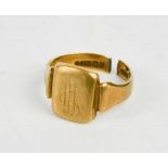 A 9ct gold signet ring, 5g. A/F