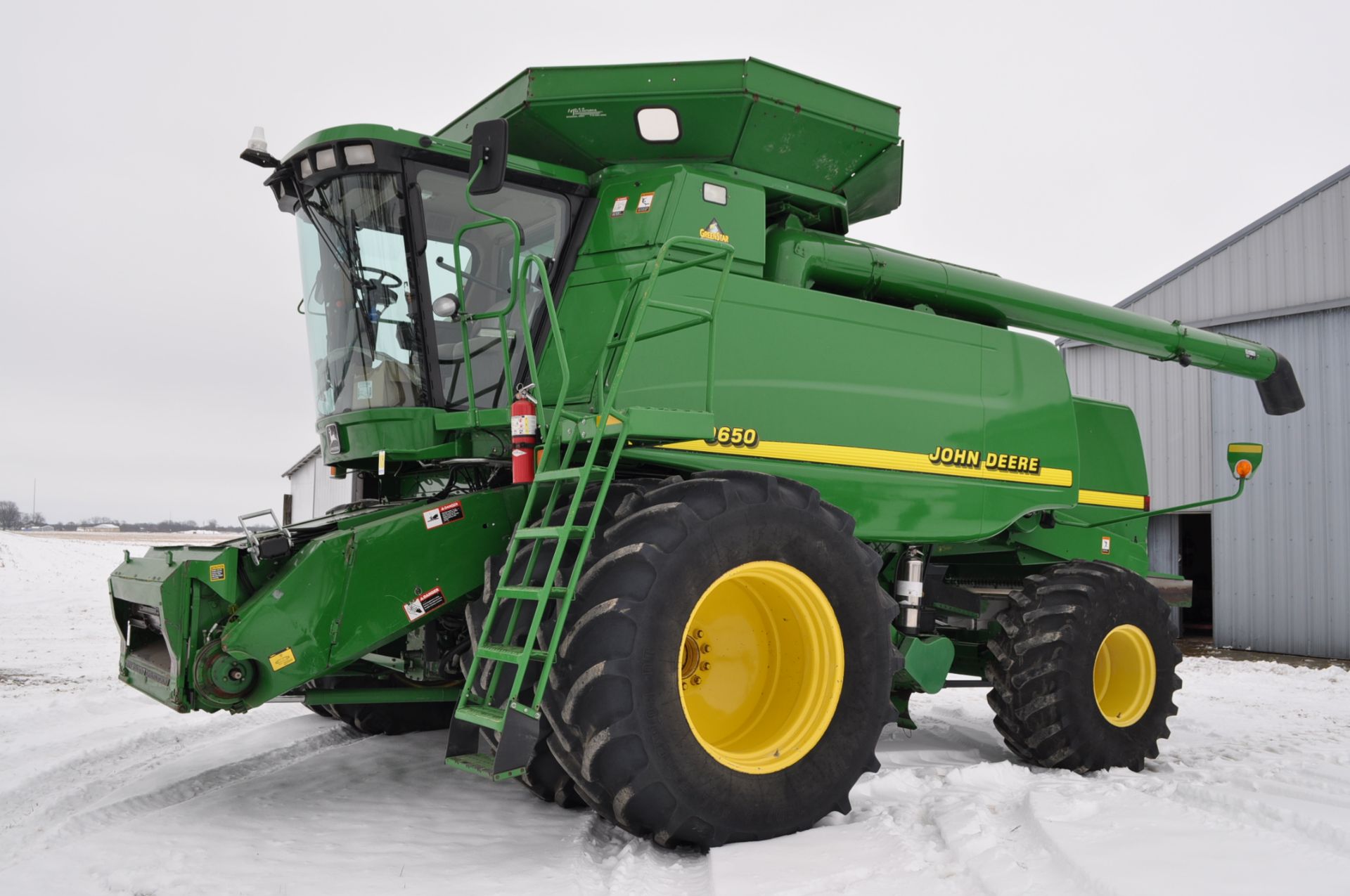 John Deere 9650 combine, 710/70 R 38 duals, 28L-26 rears, 4x4, bin ext, Raven auto steer, Contour