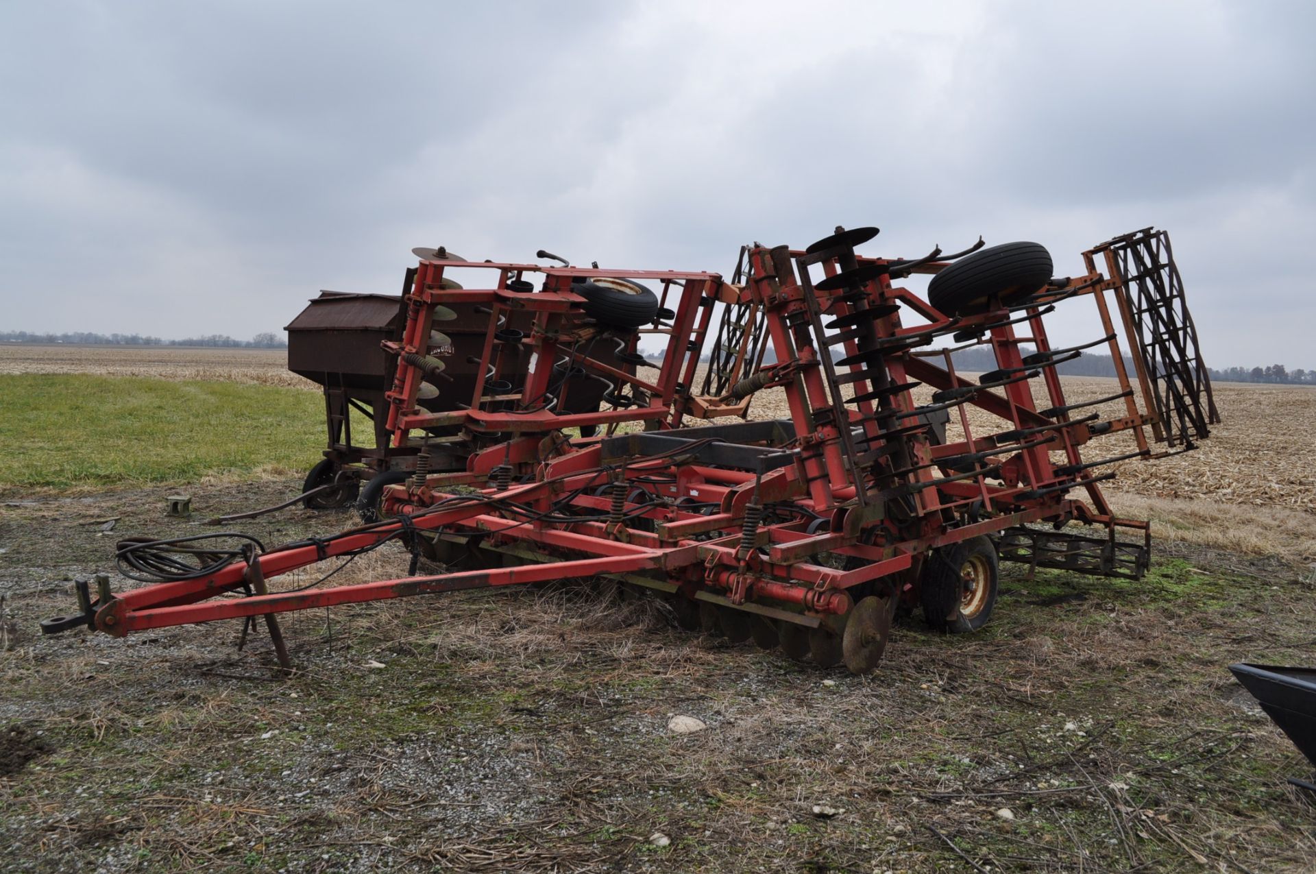 24’ Kongskilde Triple K field cultivator, Danish tine, rear hitch, double basket, walking tandems - Image 13 of 13