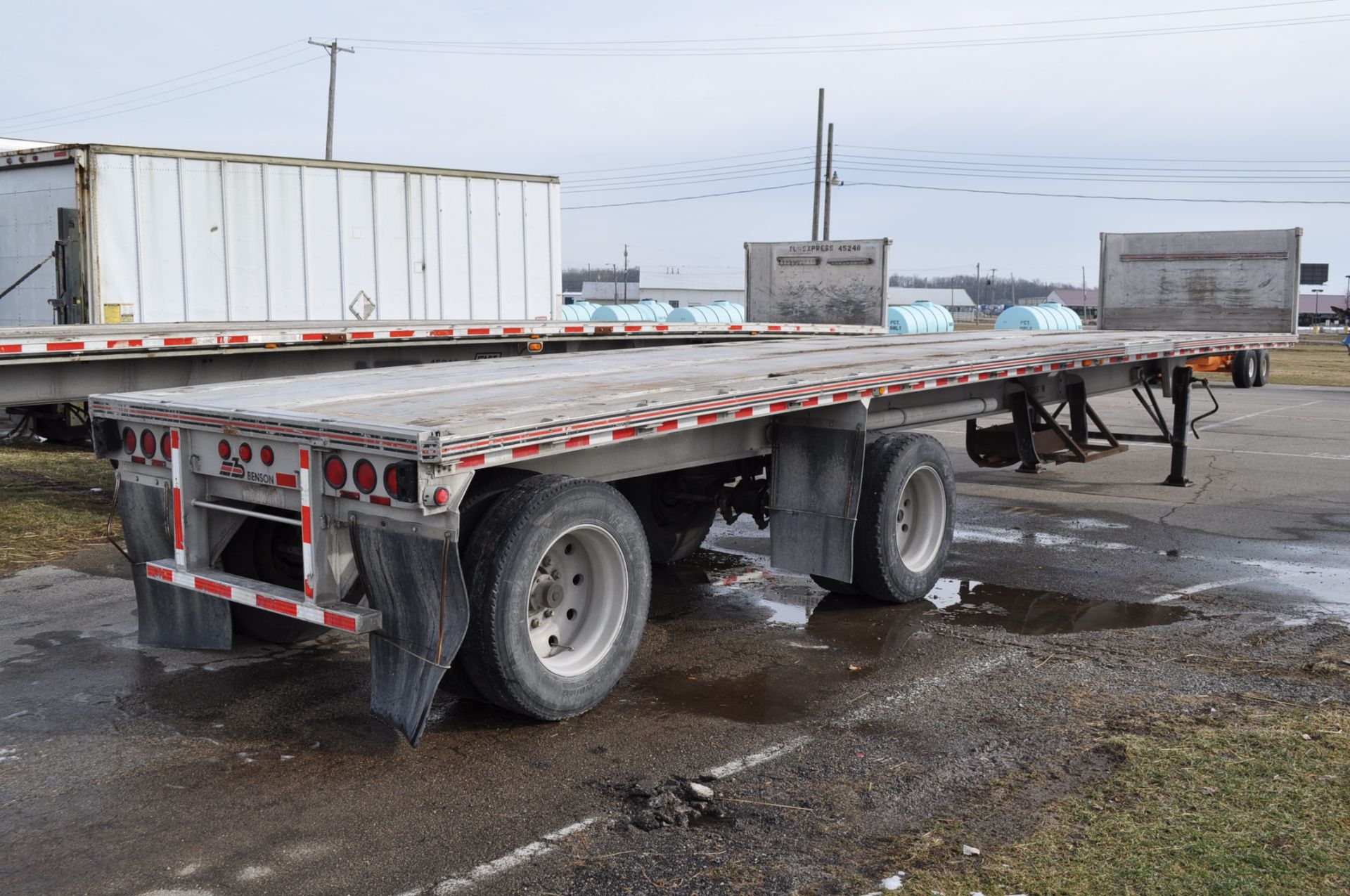 1994 Benson aluminum flat-trailer, 45’x92”, 10’ spread axle, headache rack - Image 3 of 12