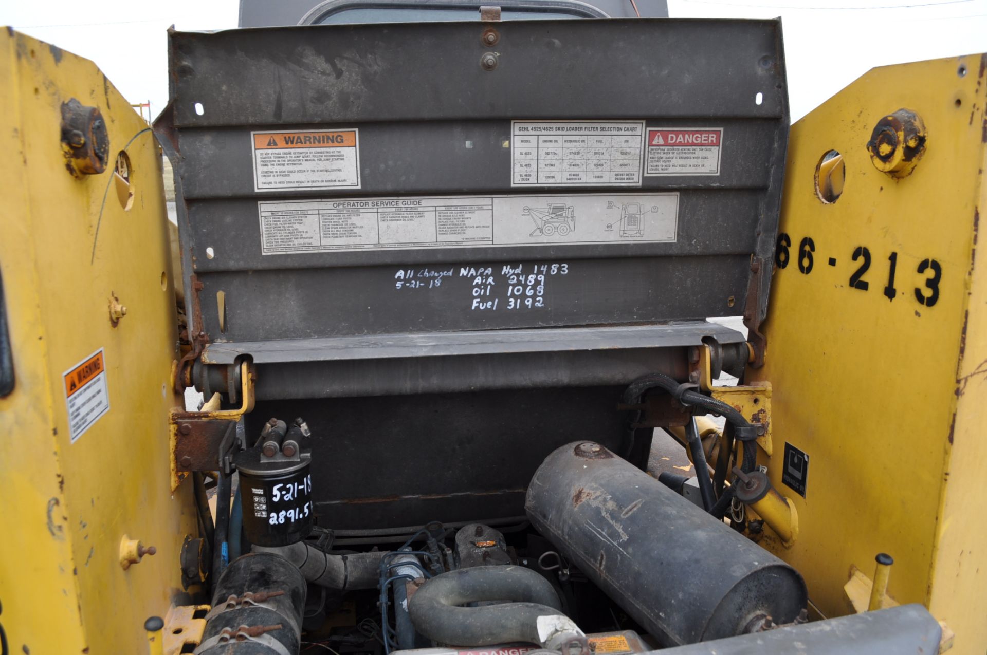 Gehl 4625 SX skid-loader, 4-cyl Yanmar Denials diesel, 69” bucket, (2) front hydr remotes, hand - Image 4 of 10
