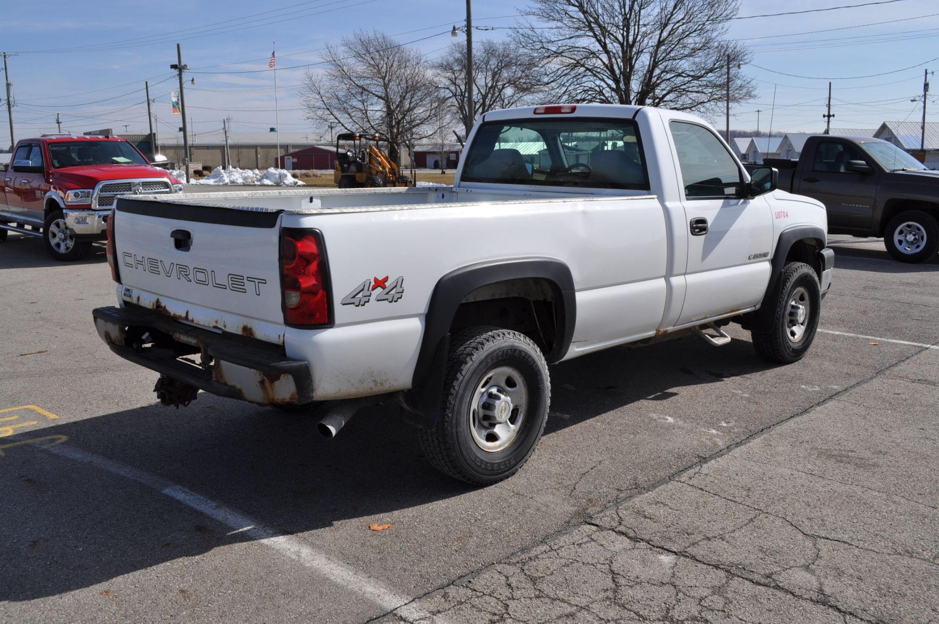 2007 Chevy 2500 HD, reg cab, 4x4, auto trans, 194,869 mi. - Image 3 of 17