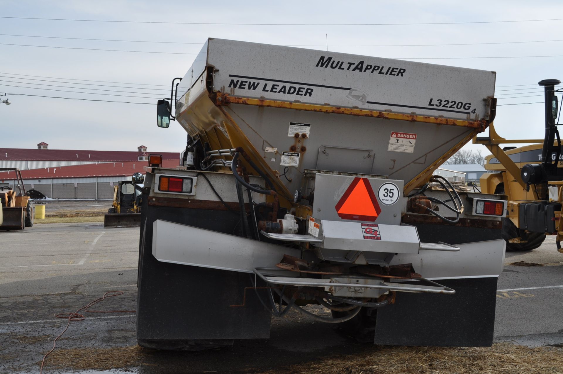 2004 Terra-Gator 6103, New Leader L3220G4 twin bin, TerraShift (transmission needs repair), Ag - Image 2 of 16