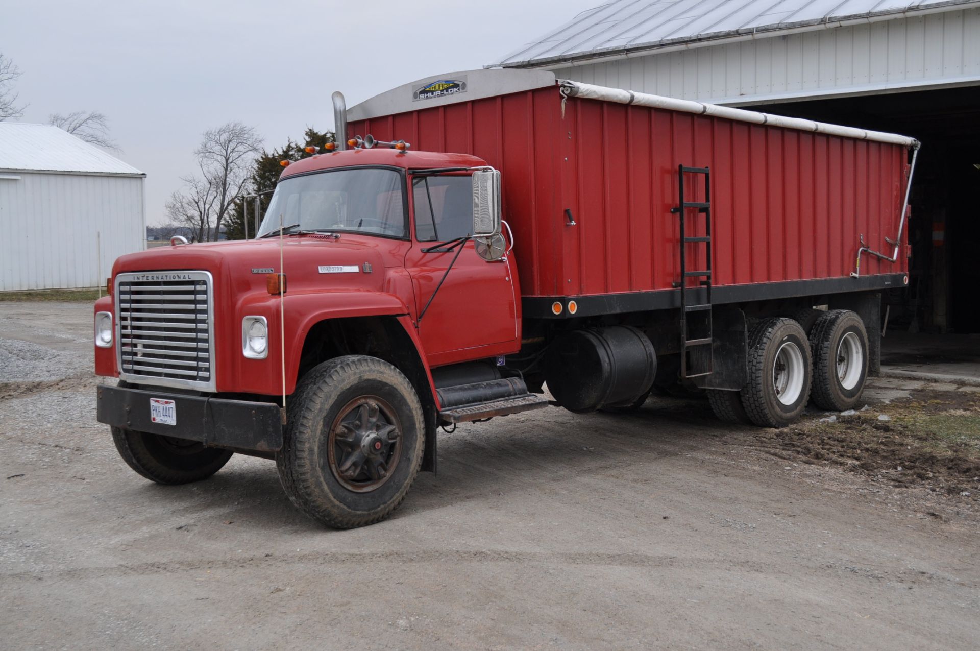 1977 IHC 1850 tandem axle Loadstar Grain Truck , DT 466 Diesel w/13 spd under direct, air brakes,