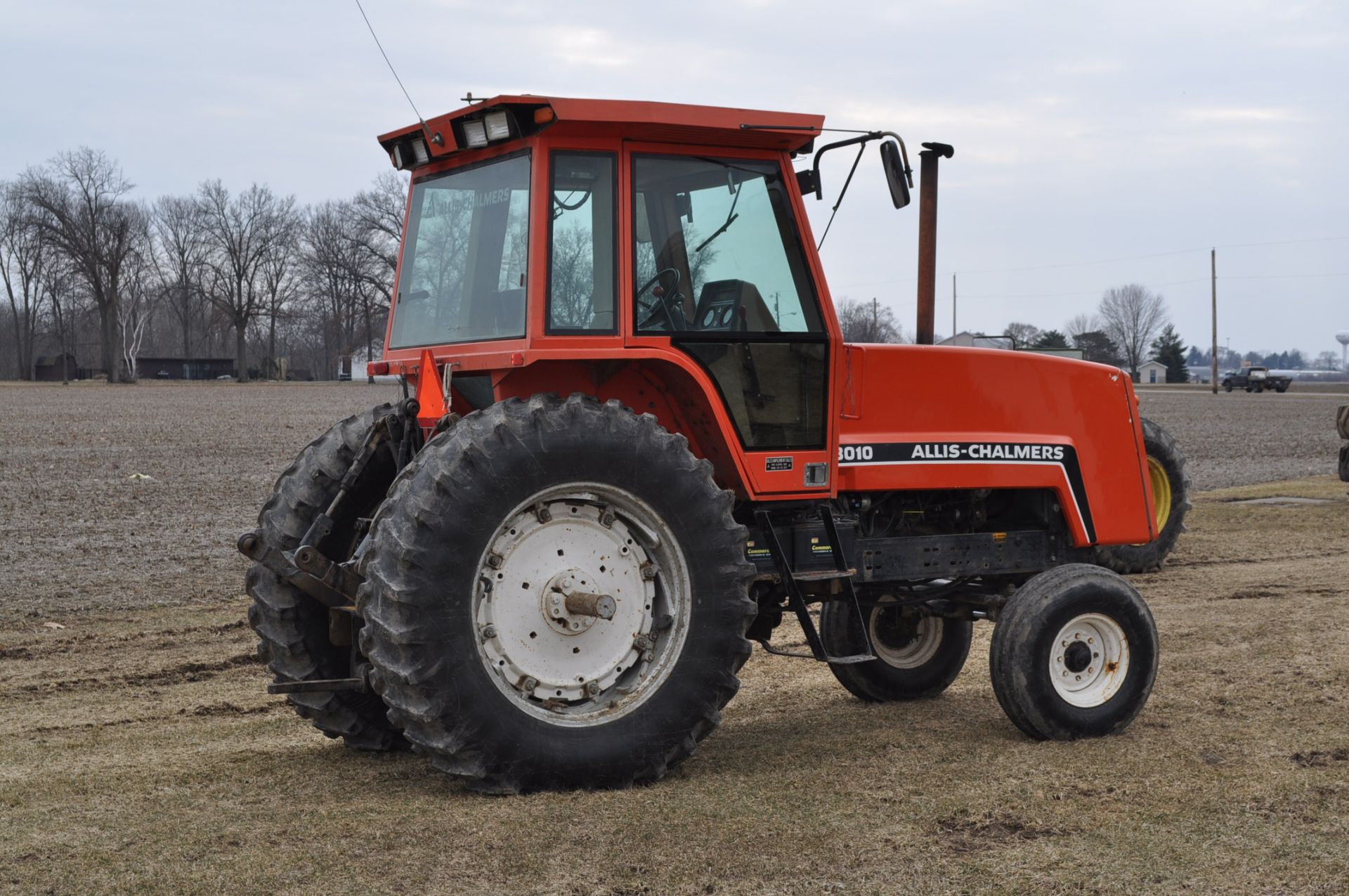 1982 Allis Chalmers 8010 tractor, power direct 20 spd, CHA, 2 remotes,540/1000 PTO, 3pt, 18.4 x 38 - Image 3 of 28