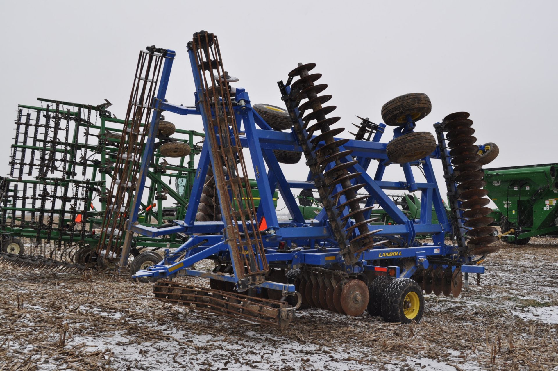 29’ Landoll 7431-29 VT Plus, walking tandems, 380/55 R 65 transport, rear basket, rear hitch, SN - Image 3 of 11