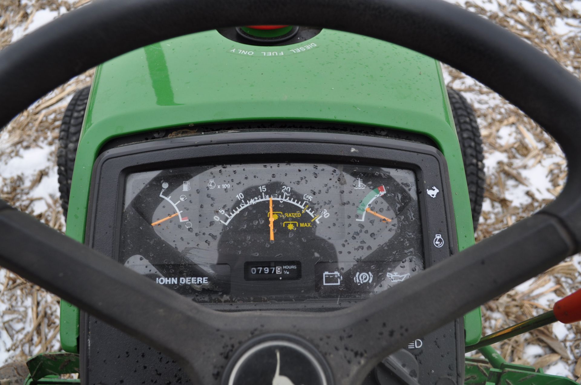 John Deere 790 compact tractor, 2WD, front wts, diesel, mid-mount remotes, 3 pt, 540 PTO, 13.6-16 - Image 14 of 18