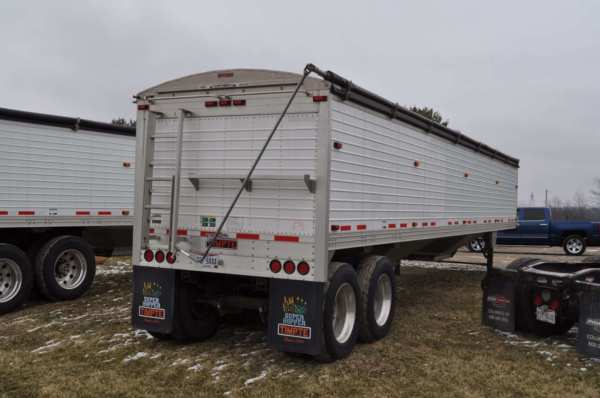 2011 Timpte 40’ hopper trailer, roll tarp, ag hopper, spring ride, 11 R 24.5 tires, 4 alum wheels, - Image 3 of 14