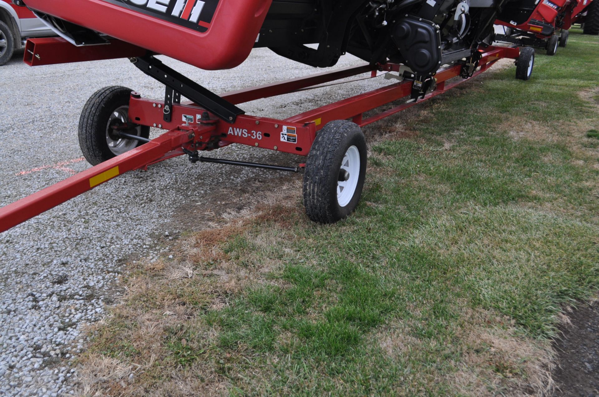 35’ Unverferth McCurdy AWS-36 header cart, all-wheel steer, ST 225/75 D 15 tires - Image 2 of 5