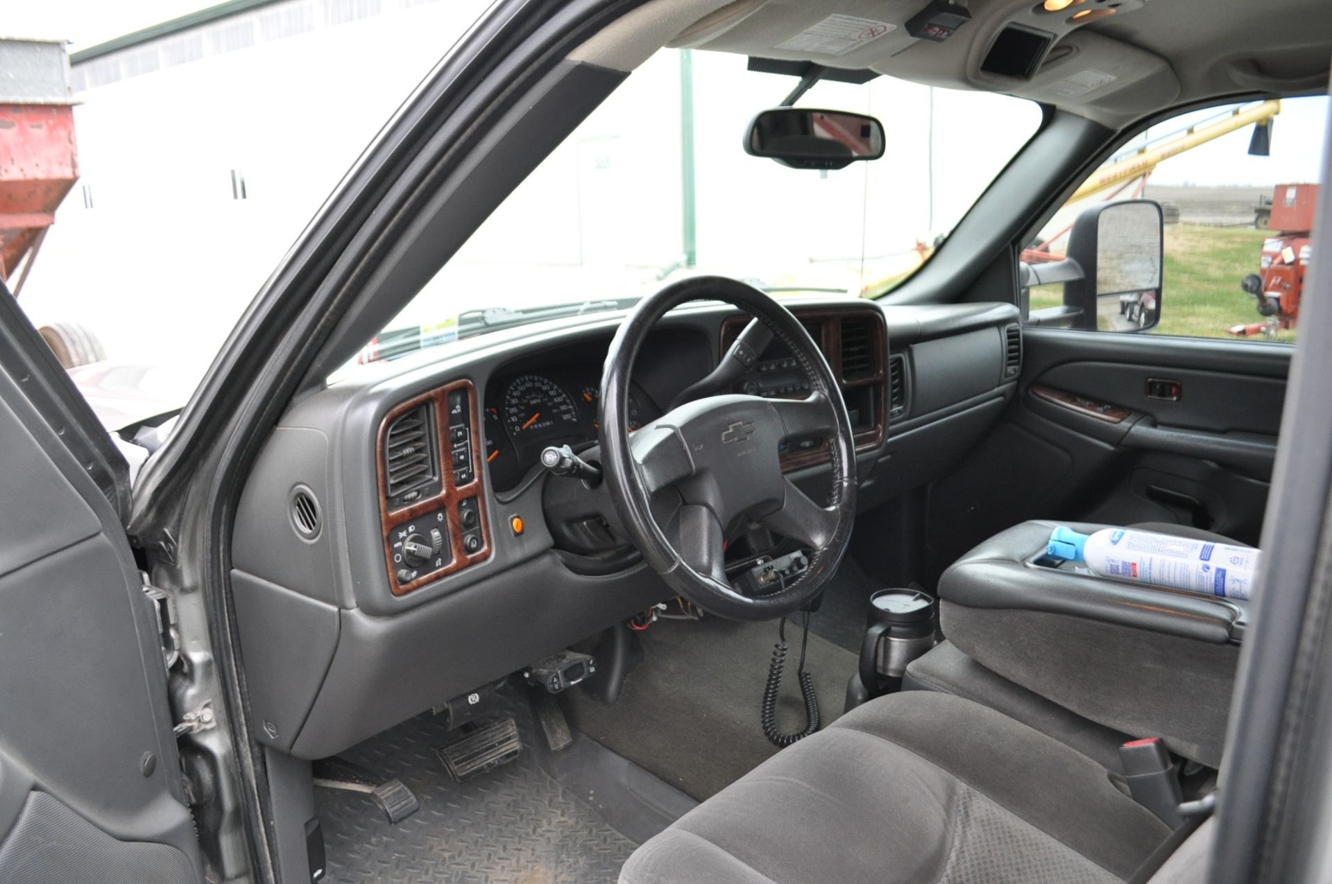 2006 Chevy 2500 HD Duramax pick-up truck, 4x4, short bed, auto, cloth interior, Rhino bed liner, B & - Image 7 of 20
