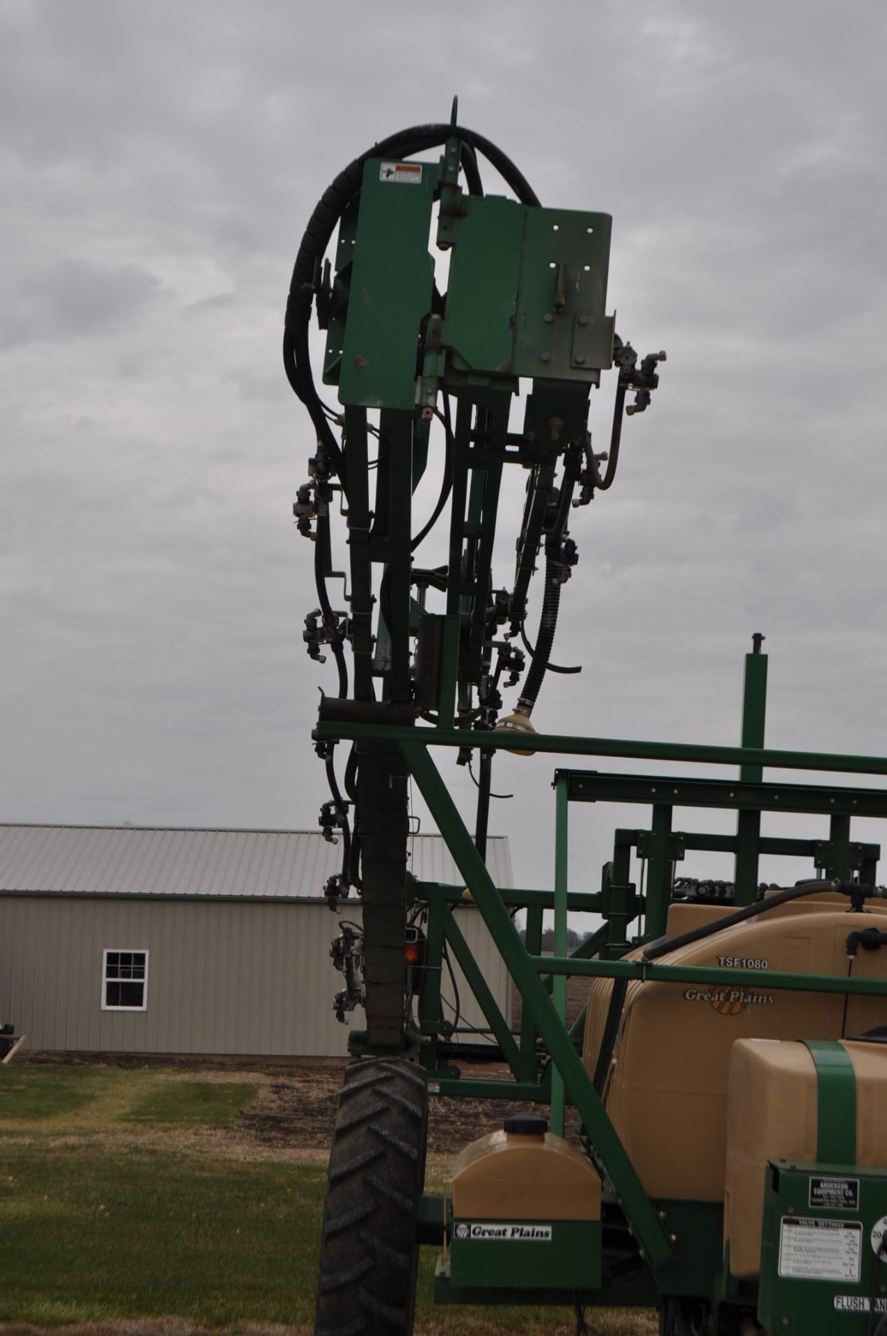 80’ Great Plains TSF 1080 pull-type sprayer, 80’ boom, 1250 gal poly tank, 100 gal rinse tank, - Image 5 of 13