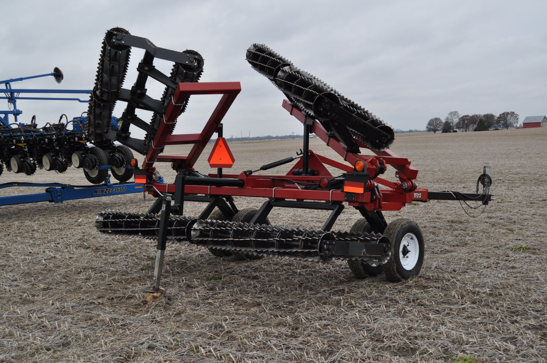 28’ J & M TF212 double rolling basket - Image 3 of 8