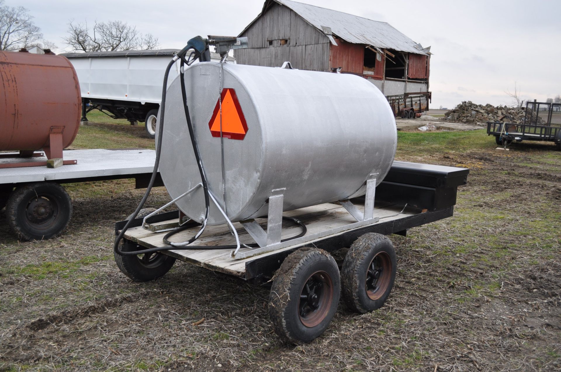 500 gallon fuel tank on bumper pull trailer, tandem axle, no title - Image 3 of 6