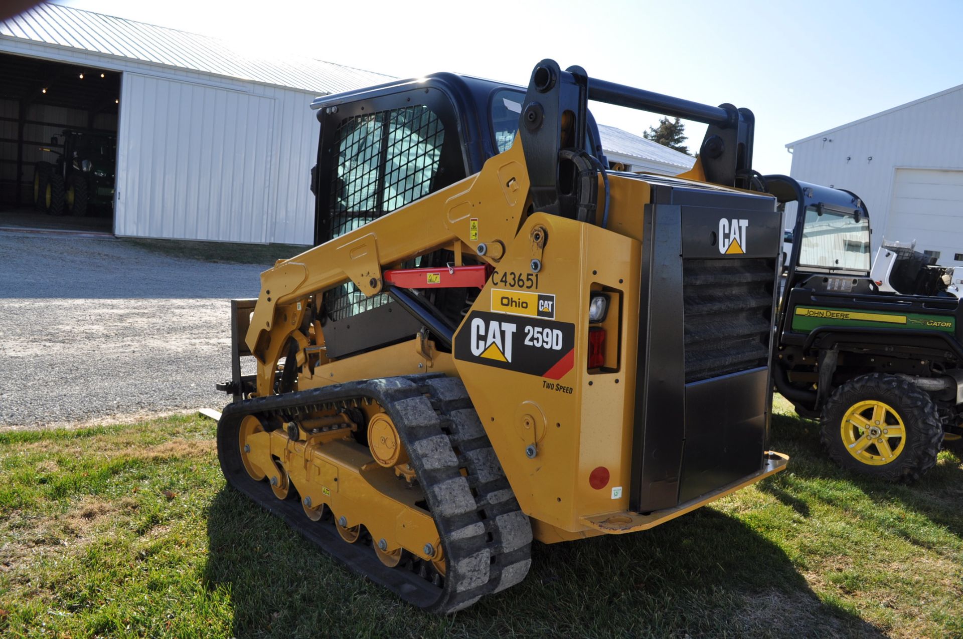 CAT 259D track skid loader, CHA, heated air ride seat, hyd detach bucket, ISO controls, 2-speed, - Image 2 of 16