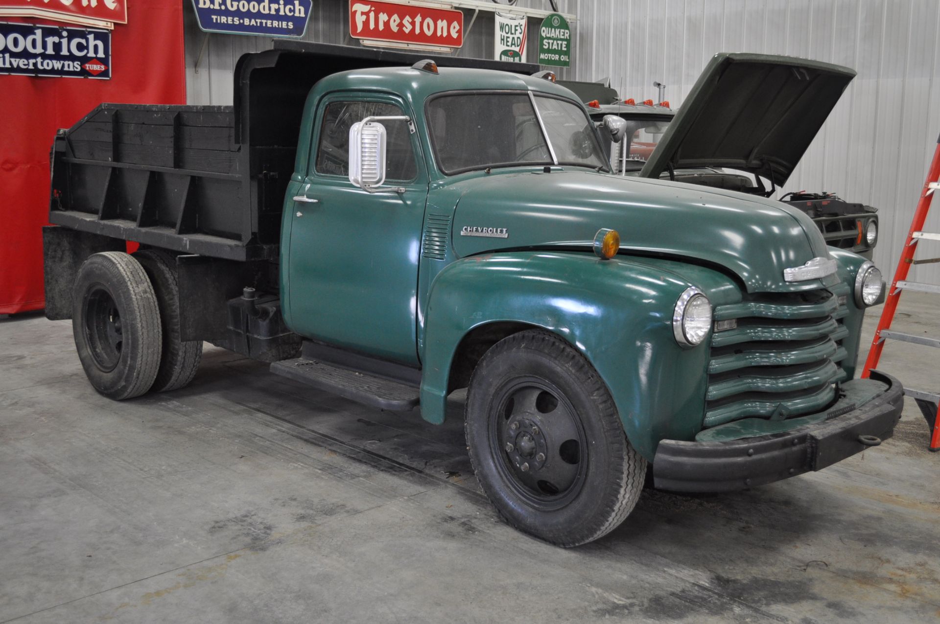 1947 Chevrolet Loadmaster truck, 8’ hyd dump bed, w/ 1962 Chevrolet 6 cylinder, 4+2 transmission - Image 2 of 14