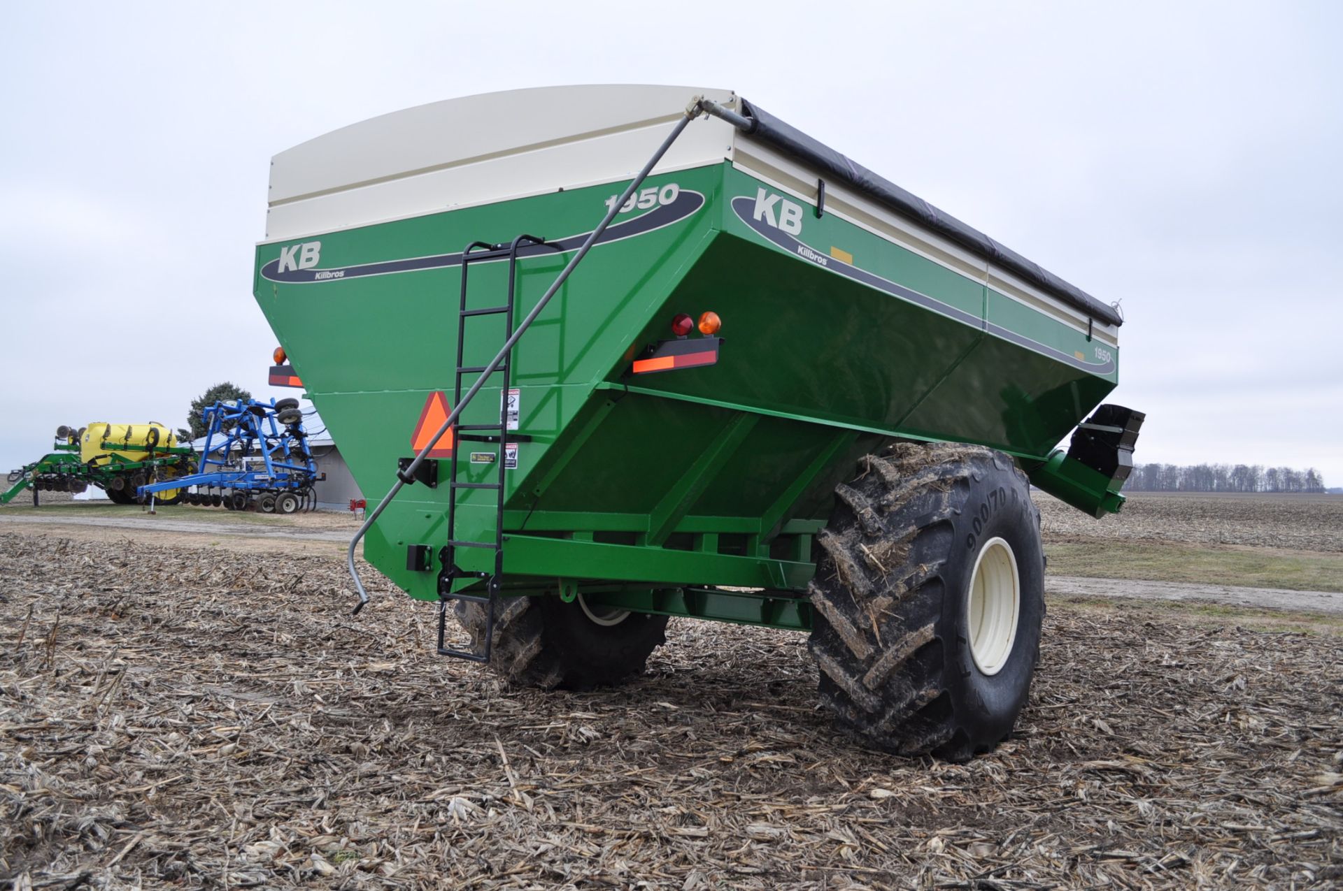 Killbros 1950 grain cart, w/scales, 900/70R32 tires - Image 3 of 11