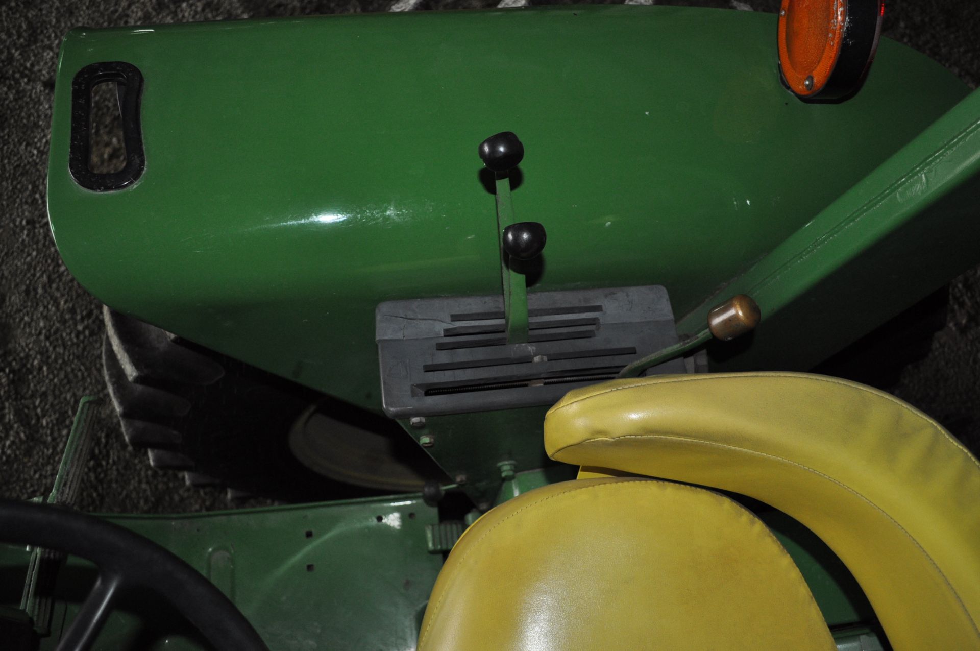 1971 John Deere 4020 tractor, diesel, new 16.9 R 38 rear, 11L-15 rear, 2 hyd remotes, 540/1000 pto - Image 17 of 19