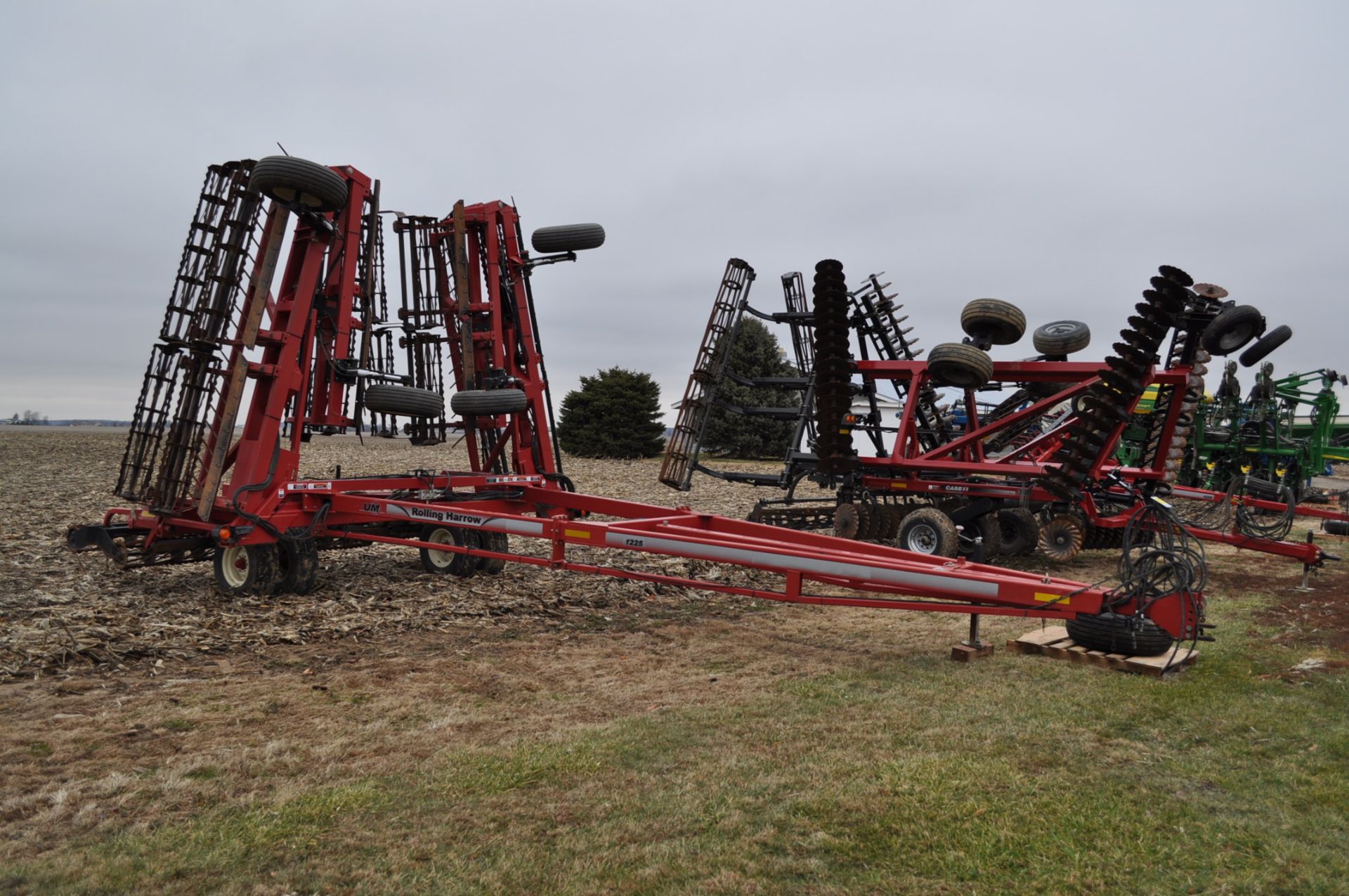 54’ Unverferth McCurdy 1225 double rolling basket, single bar harrow, hyd double fold - Image 2 of 8