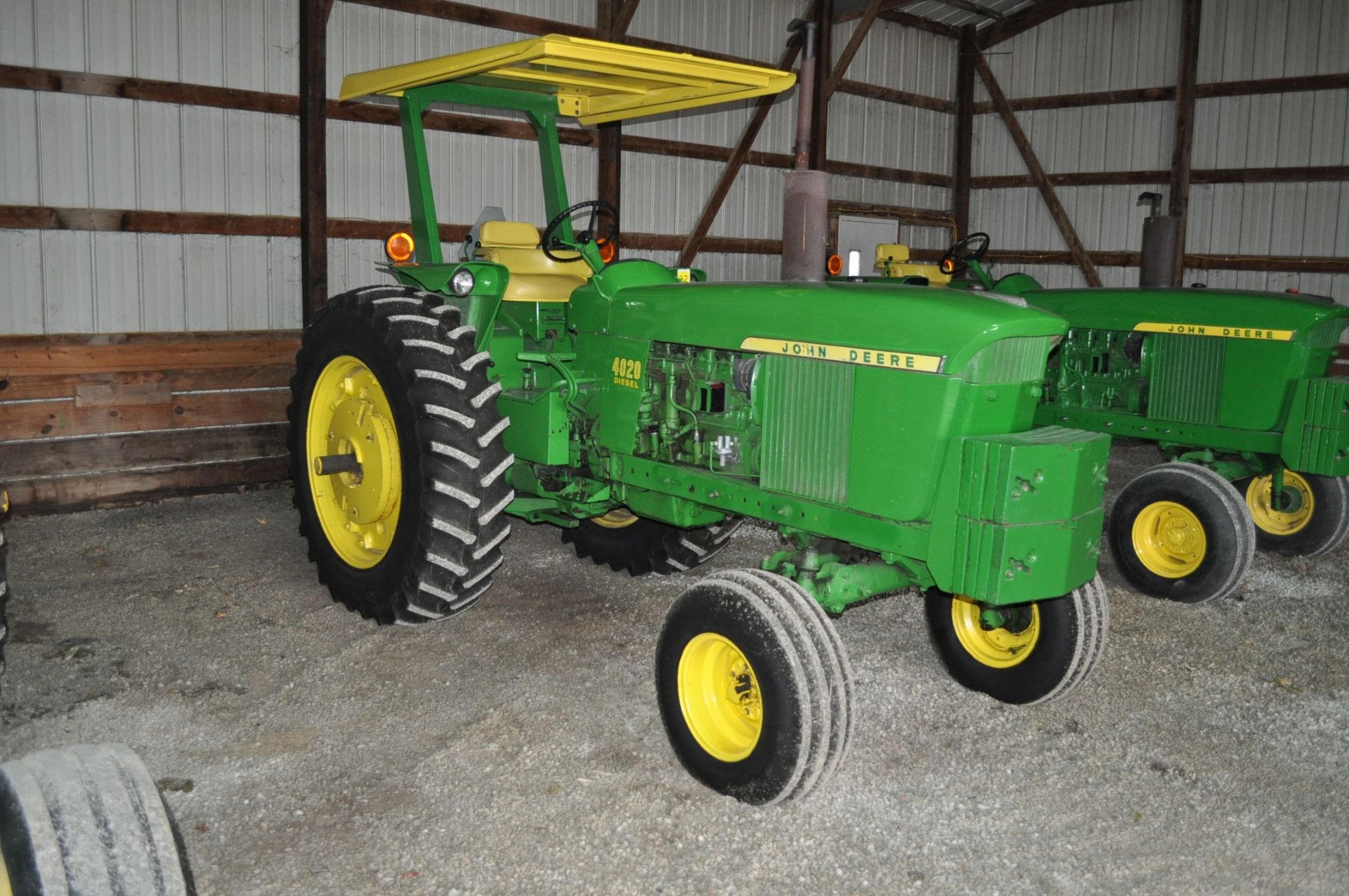 1971 John Deere 4020 tractor, diesel, new 16.9 R 38 rear, 11L-15 rear, 2 hyd remotes, 540/1000 pto - Image 3 of 19