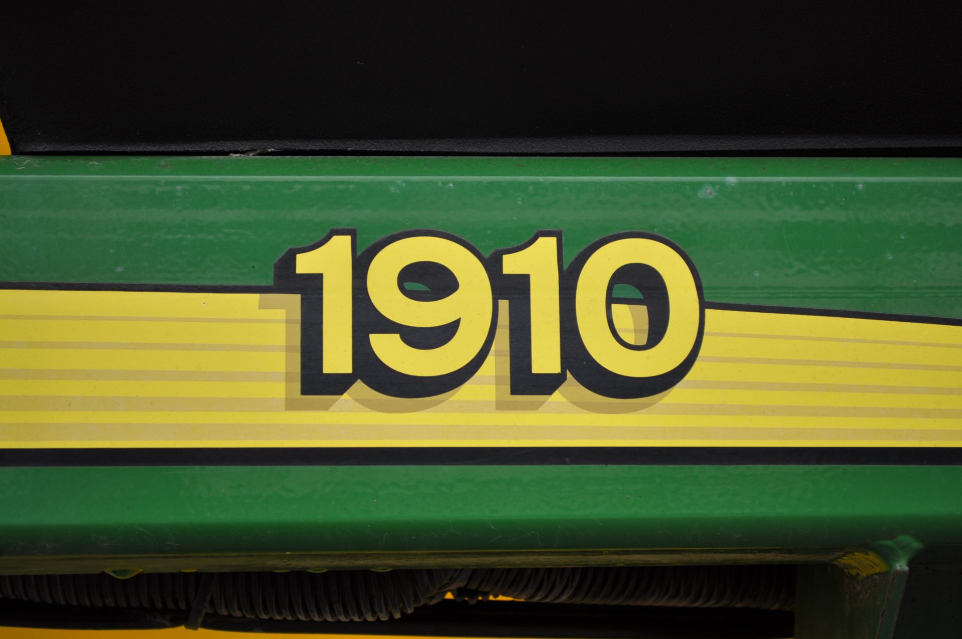 John Deere 1890 40’ Air drill, Haukaas side arm markers, 7.5” spacing, blockage sensors on every row - Image 26 of 34