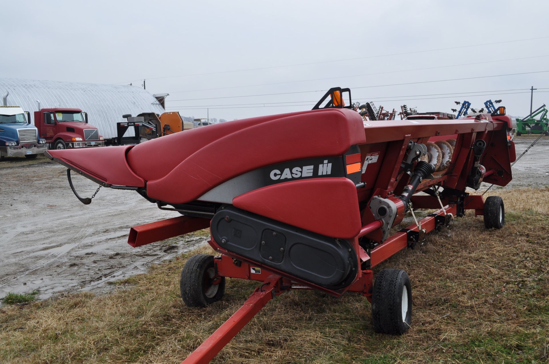 CASE IH 2208 Poly Corn Head, 8 rows x 30”, hyd deck plates, knife rolls, poly, 3 header height - Image 3 of 16