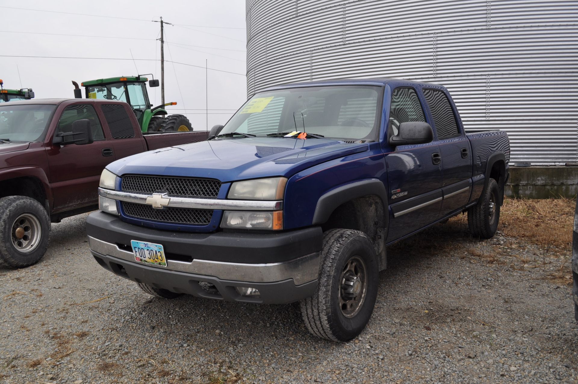 2004 Chevy Silverado 2500 HD LS Pickup Truck, Crew Cab, 6.5’ bed, 4x4, Allison automatic