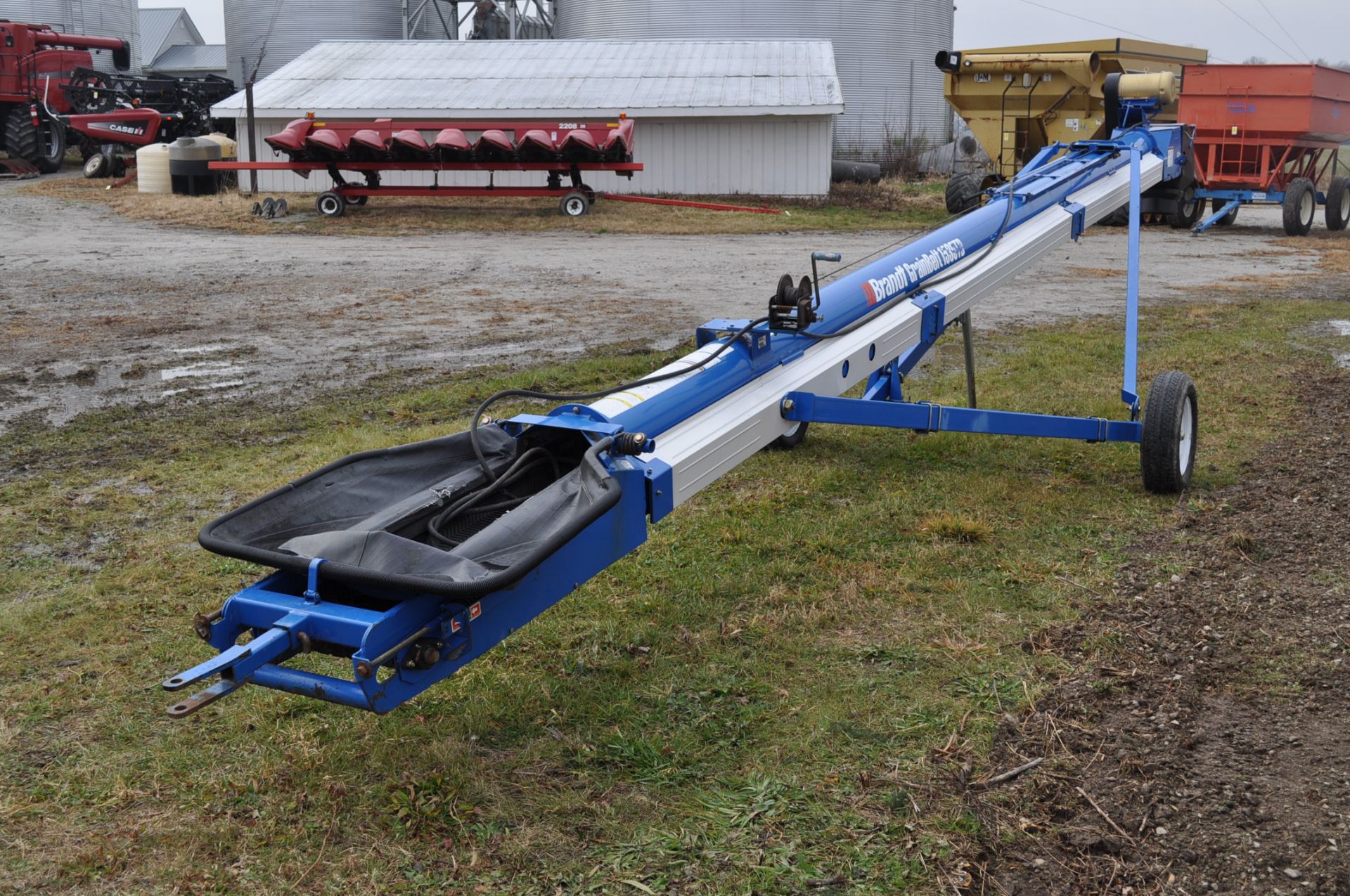 35’ Brandt Grain Belt 1535TD. EZ Track, 3 phase 10 hp motor, hand crank raise and lower, SN 95190 - Image 2 of 5