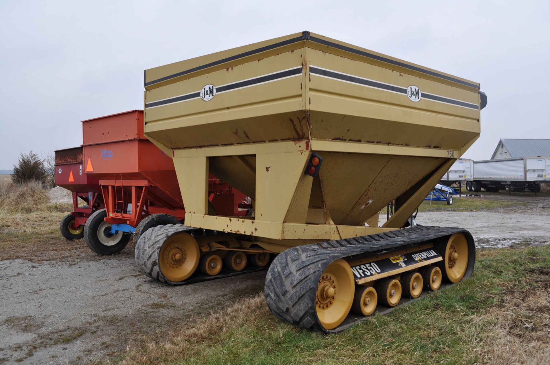 J&M 750 Grain Cart, CAT VFS50 30” tracks, 14” unload auger, 1000 PTO, lights, SN 4773 - Image 3 of 12